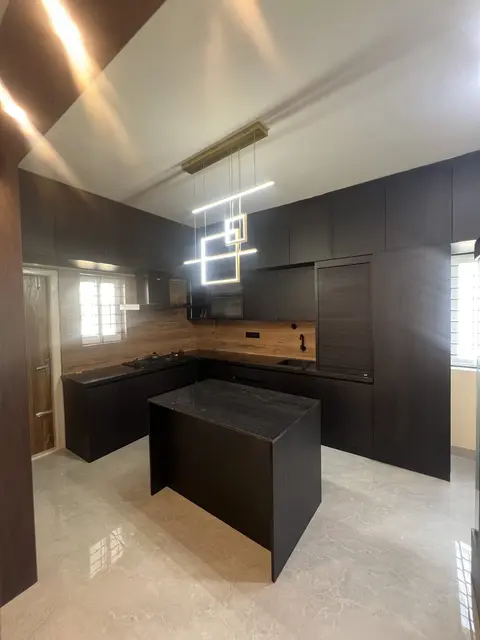 Modular Kitchen — Design 18