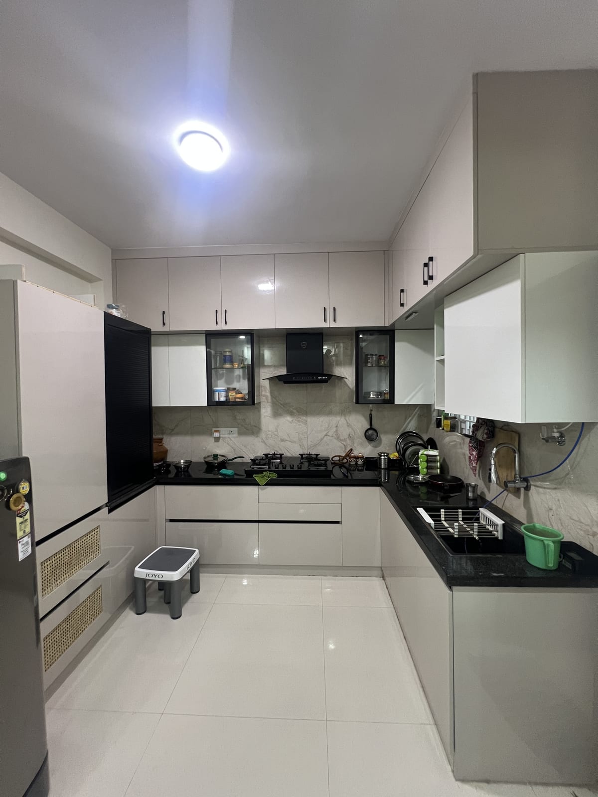 Modular Kitchen — Design 31