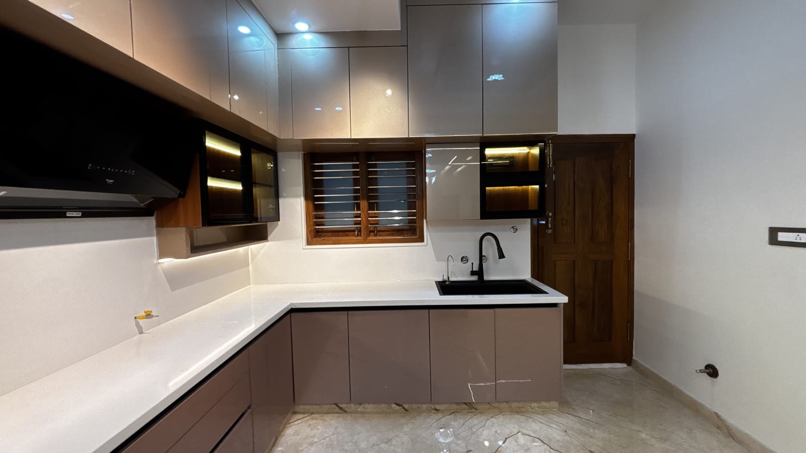Modular Kitchen — Design 55