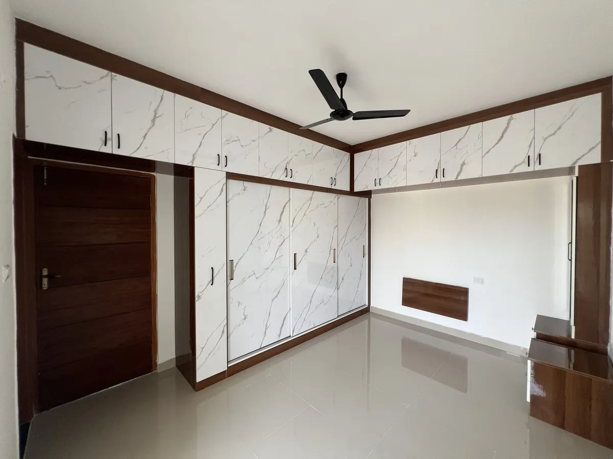Wardrobe Design — Style 5