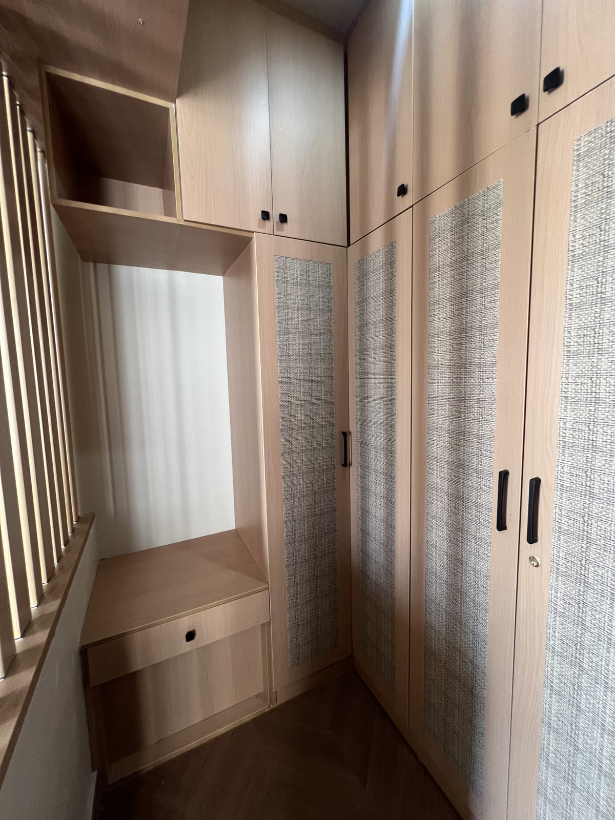 Wardrobe Design — Style 15