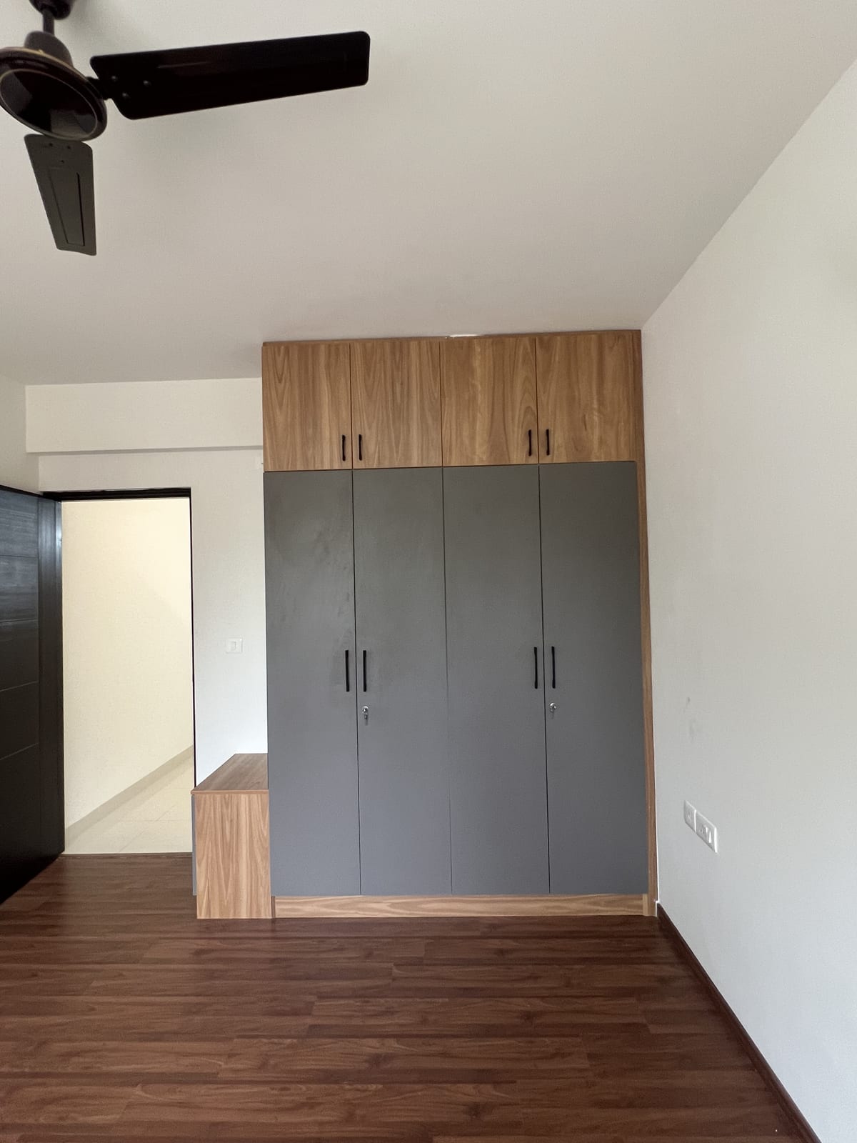 Wardrobe Design — Style 27
