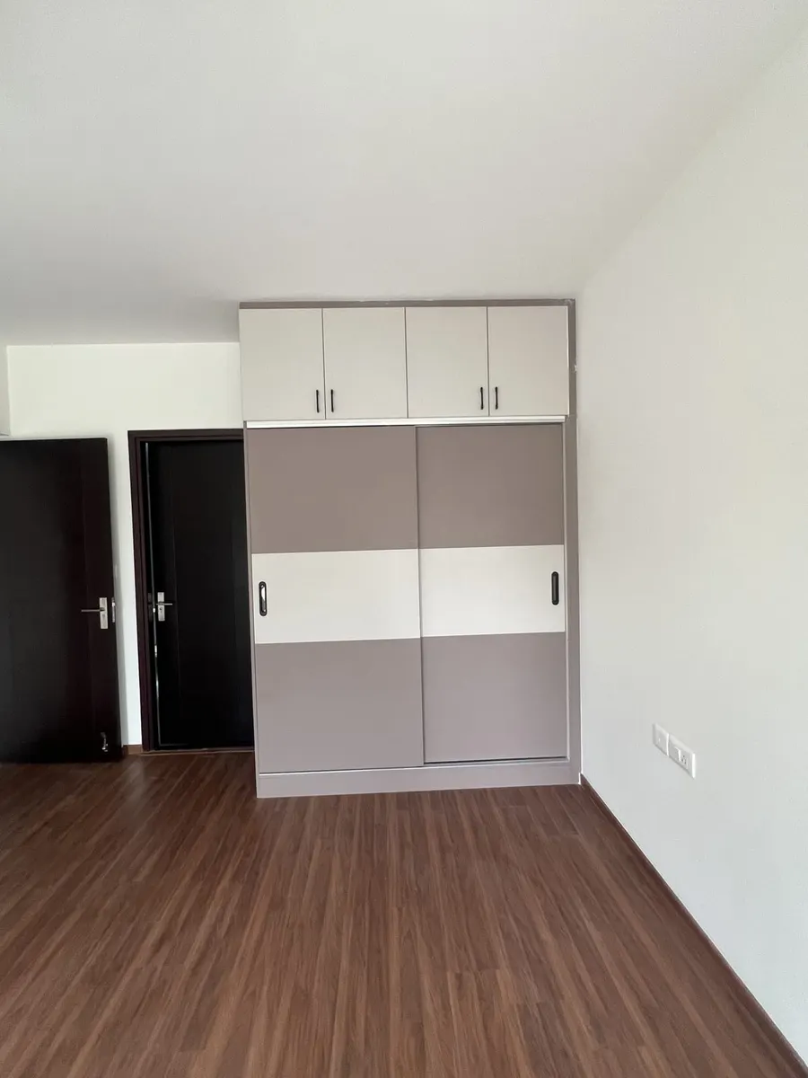 Wardrobe Design — Style 37